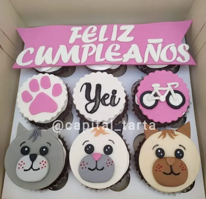 Cupcakes personalizados,decoracion Fondant y Crema, Elaborado por Pasteleria Capital Tarta 